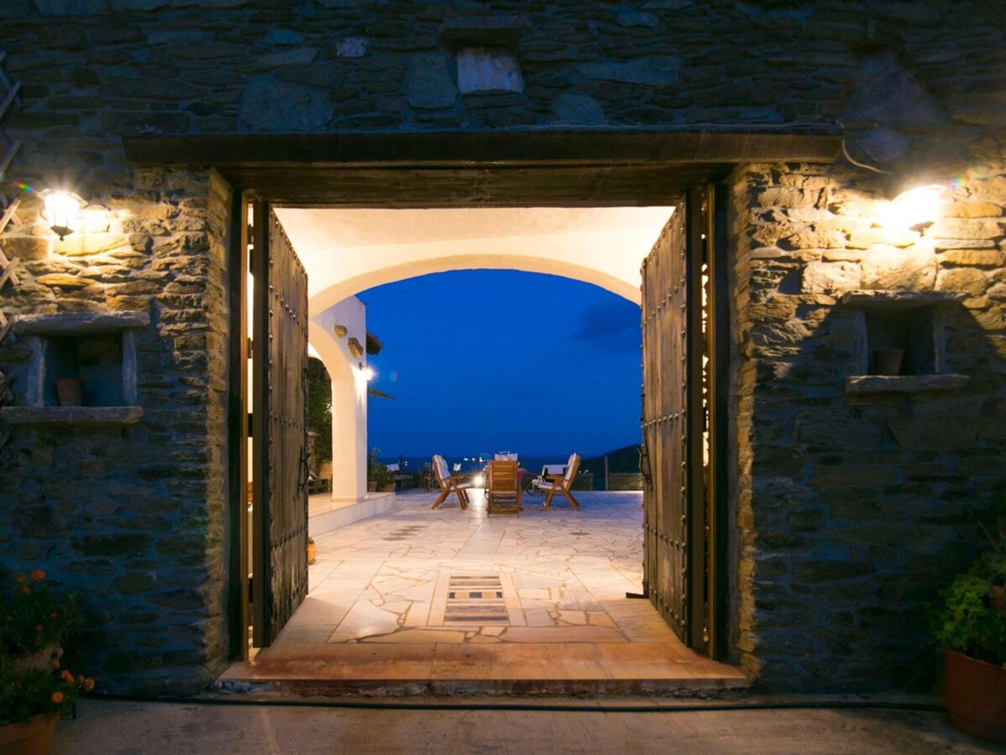 Saronic Citadel Seaside Villa Đảo Đảo Salamis Ngoại thất bức ảnh